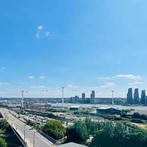 The Penthouse - Duplex , Лондон Великобритания